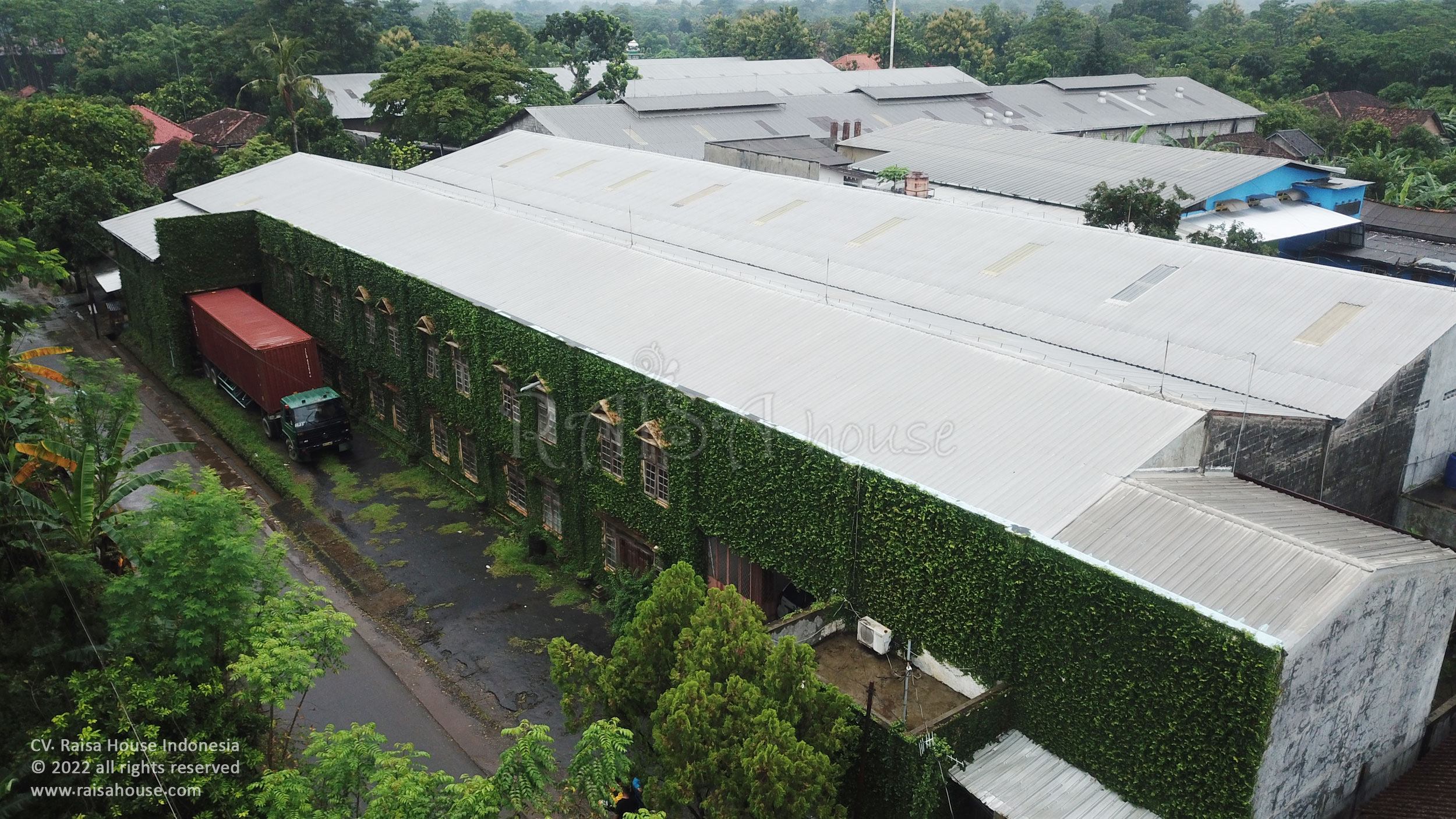 Raisa House Indonesia Factory | Jepara Furniture Manufacturer & Exporter